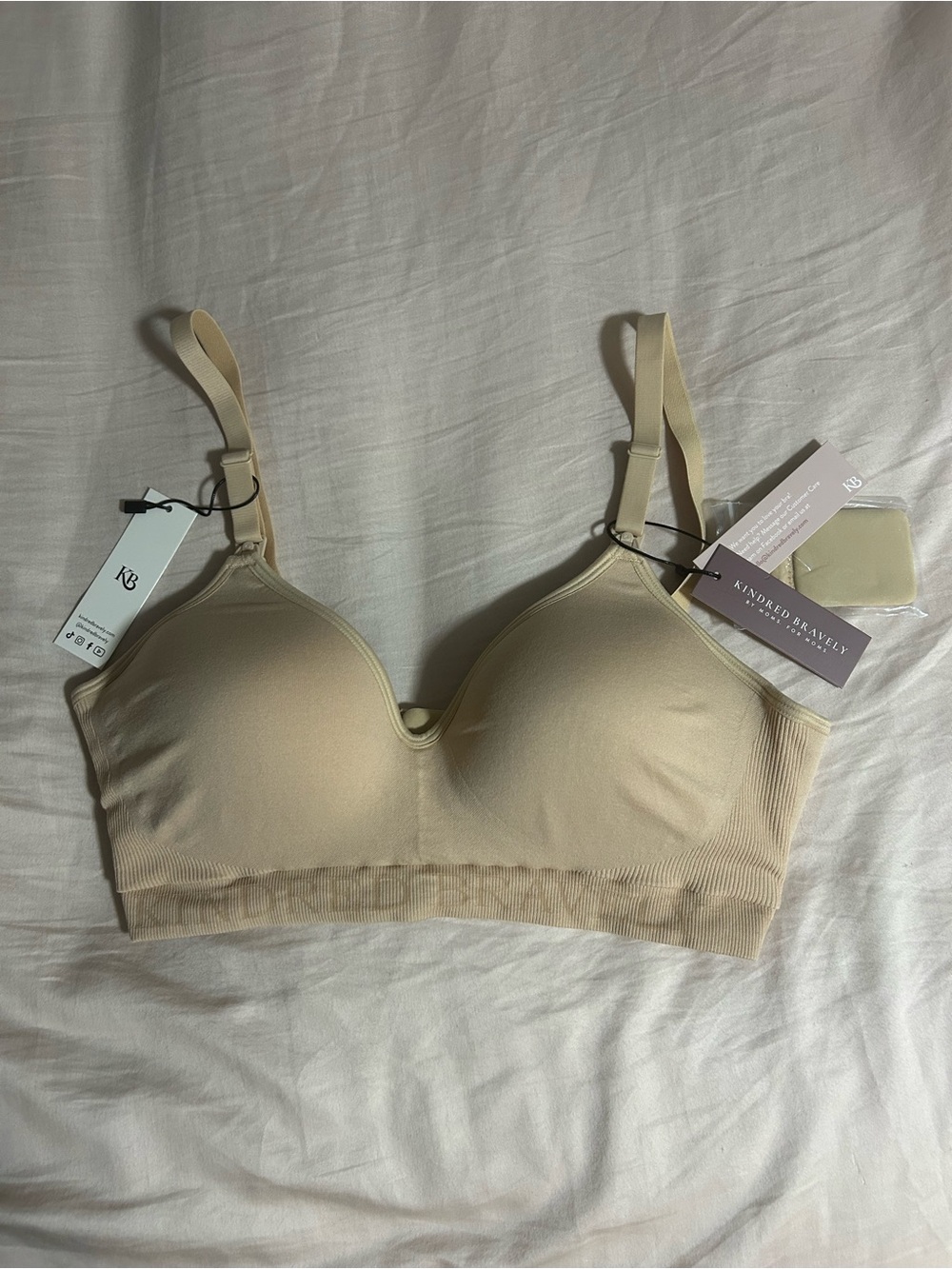 Kindred Bravely Beige Seamless Nursing Bra Size M